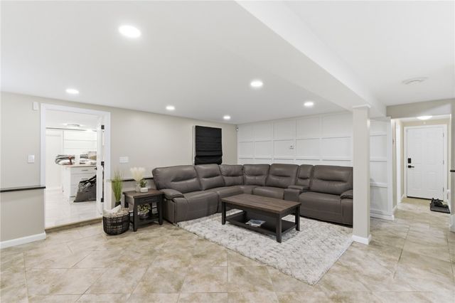 48 Columbus Avenue, North Providence, RI 02911