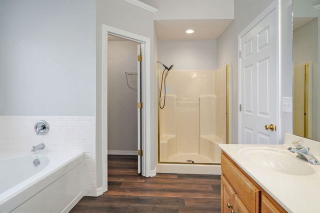 3431 S Briarwood Court, Springfield, MO 65807