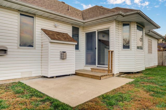 3431 S Briarwood Court, Springfield, MO 65807