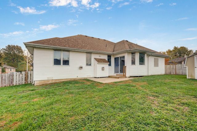 3431 S Briarwood Court, Springfield, MO 65807