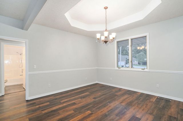 3431 S Briarwood Court, Springfield, MO 65807