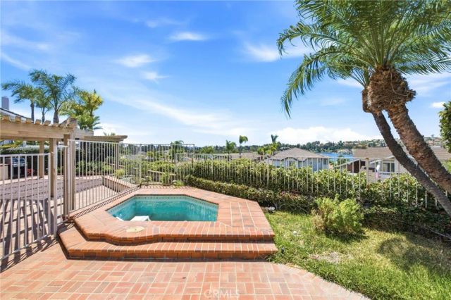 23021 Tiagua, Mission Viejo, CA 92692