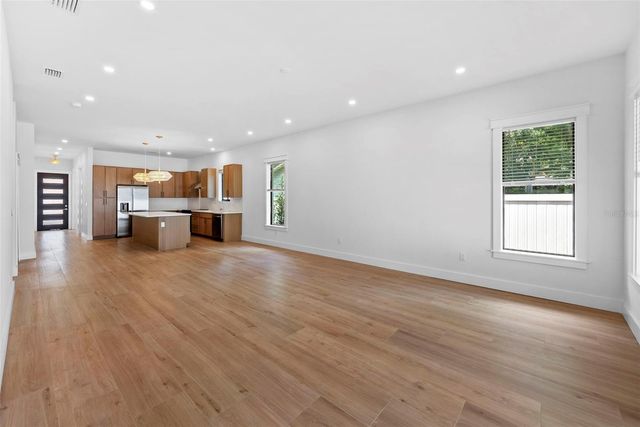 1710 E COMANCHE AVENUE, Tampa, FL 33610