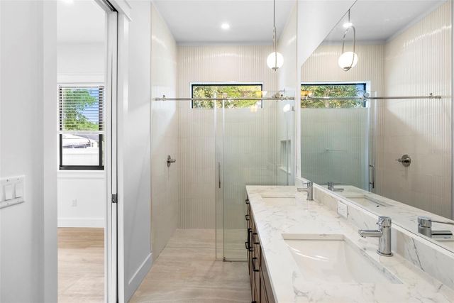 1710 E COMANCHE AVENUE, Tampa, FL 33610