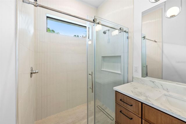 1710 E COMANCHE AVENUE, Tampa, FL 33610