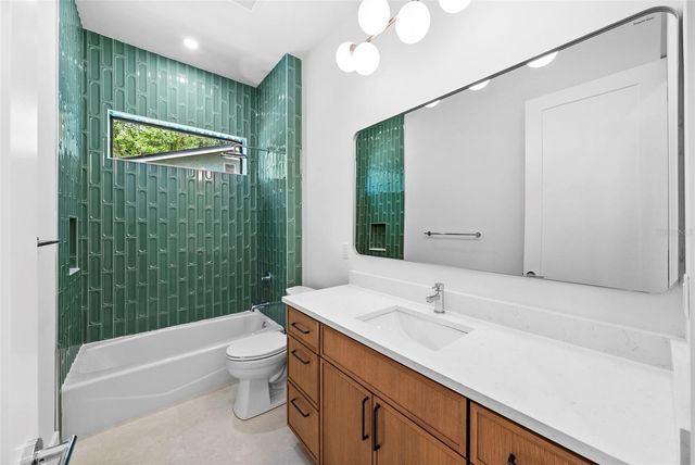 1710 E COMANCHE AVENUE, Tampa, FL 33610