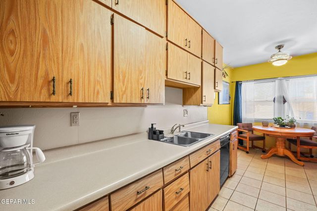 5206 CORNELL Avenue, El Paso, TX 79924