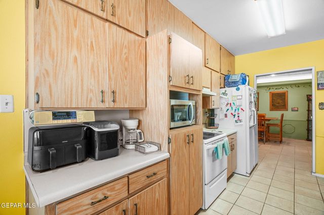 5206 CORNELL Avenue, El Paso, TX 79924