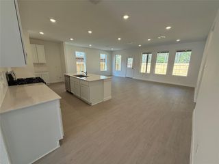 7736 Evening Emerald Drive, Rosharon, TX 77583