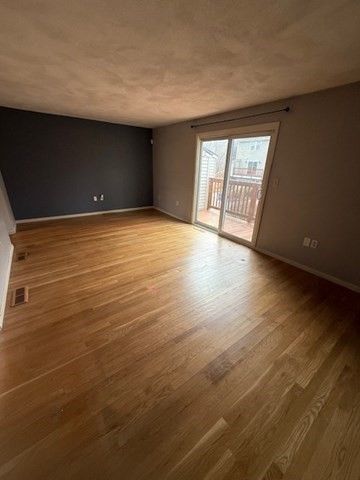 6 Patrick Rd 6, Tewksbury, MA 01876