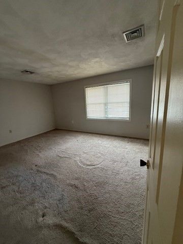 6 Patrick Rd 6, Tewksbury, MA 01876