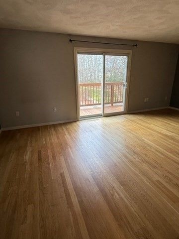 6 Patrick Rd 6, Tewksbury, MA 01876