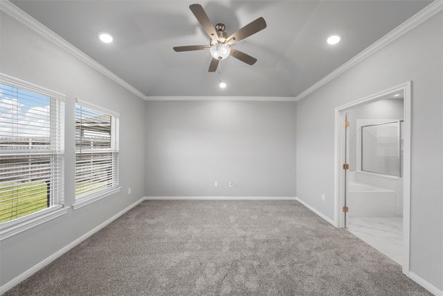 413 Travis Drive, Mcgregor, TX 76657