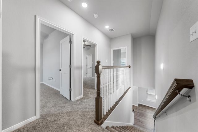 413 Travis Drive, Mcgregor, TX 76657