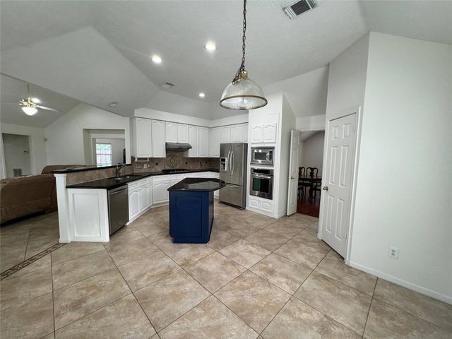1718 Berkoff Drive, Sugar Land, TX 77479