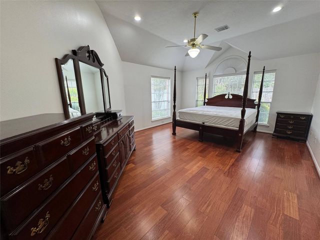 1718 Berkoff Drive, Sugar Land, TX 77479