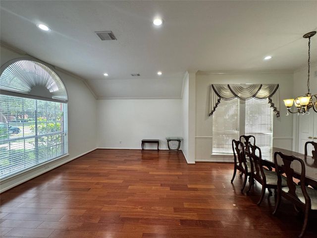 1718 Berkoff Drive, Sugar Land, TX 77479
