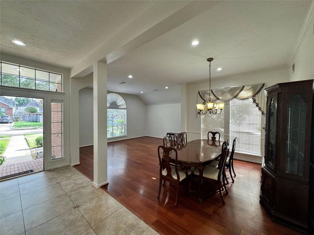 1718 Berkoff Drive, Sugar Land, TX 77479