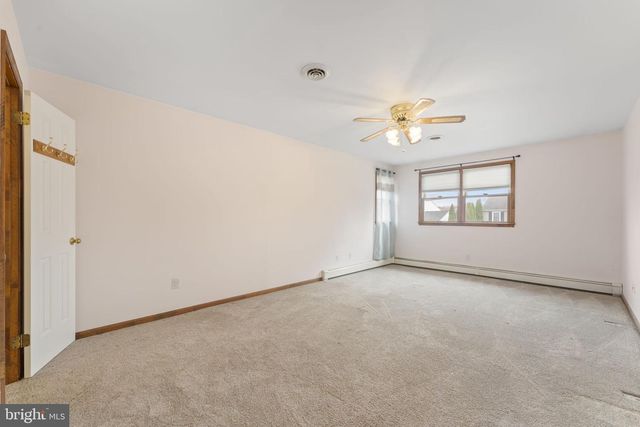 23 HEDGEROW DR, Fairless Hills, PA 19030