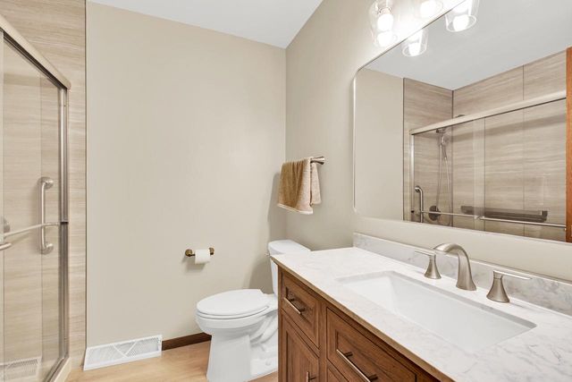 6967 Tumblecreek DRIVE, Franklin, WI 53132