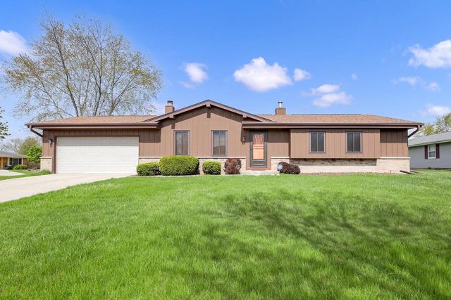 6967 Tumblecreek DRIVE, Franklin, WI 53132