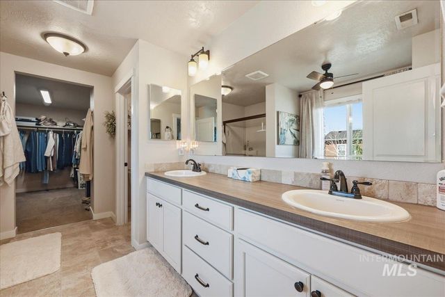 13314 Bloomfield Dr, Caldwell, ID 83607