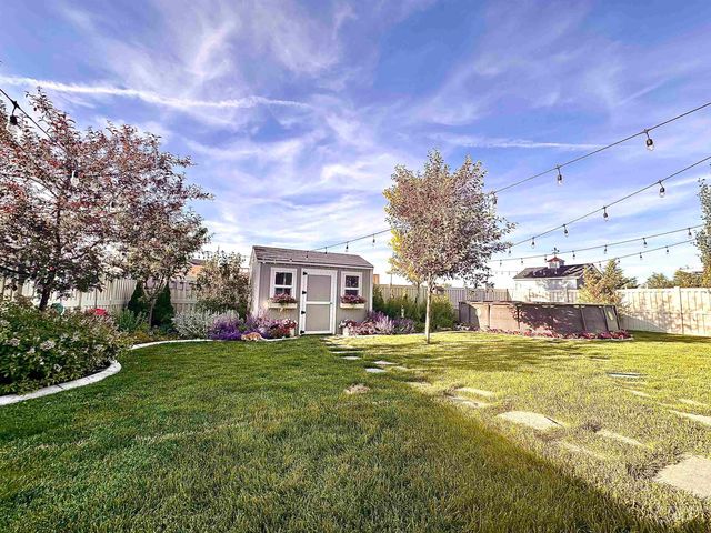 13314 Bloomfield Dr, Caldwell, ID 83607