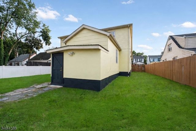 133 Hillcrest Ave, Plainfield City, NJ 07062