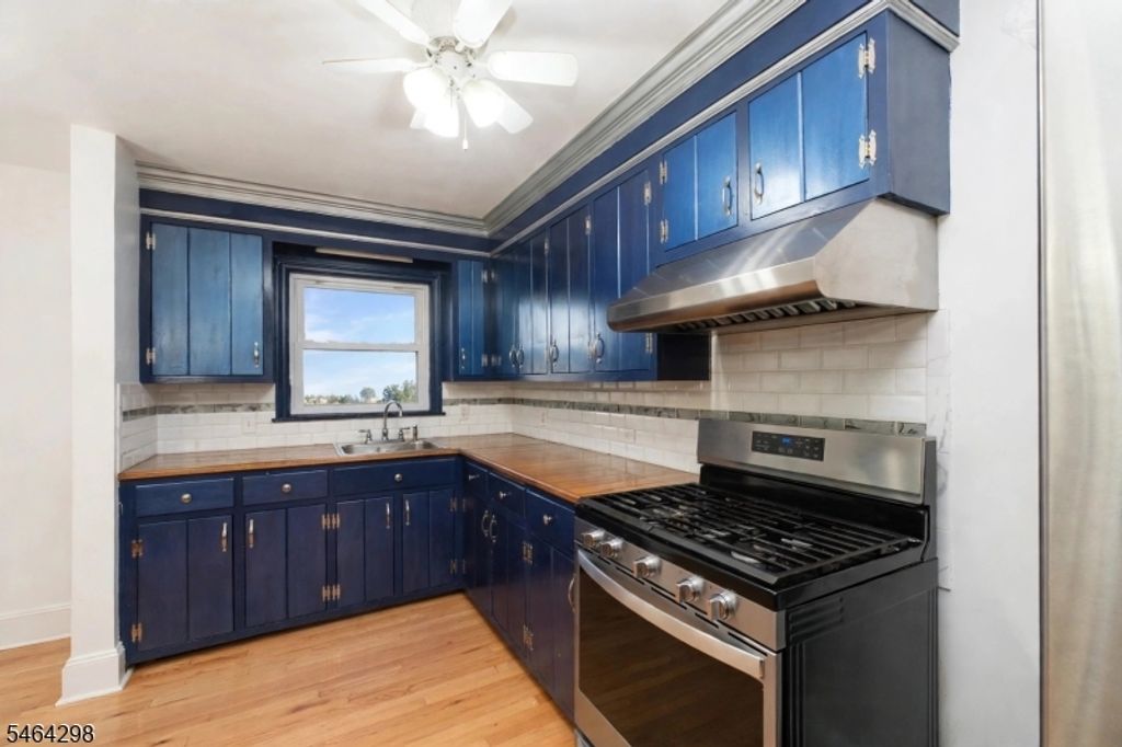 133 Hillcrest Ave, Plainfield City, NJ 07062 — photo 3