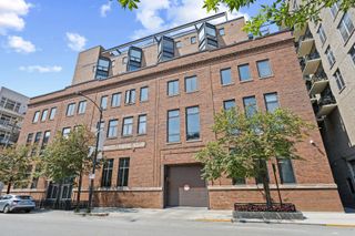 222 S Racine Avenue 403, Chicago, IL 60607