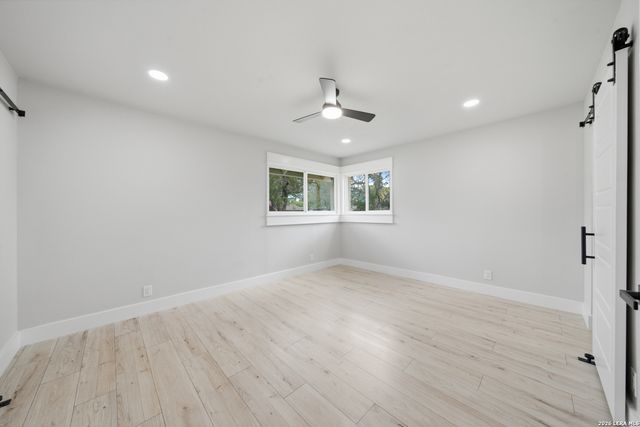 118 S Gardenview, Castle Hills, TX 78213