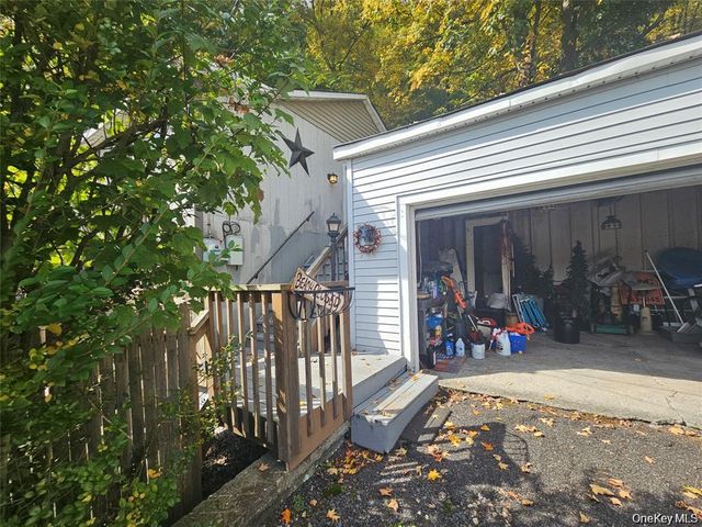 657 Jersey Avenue, Greenwood Lake, NY 10925