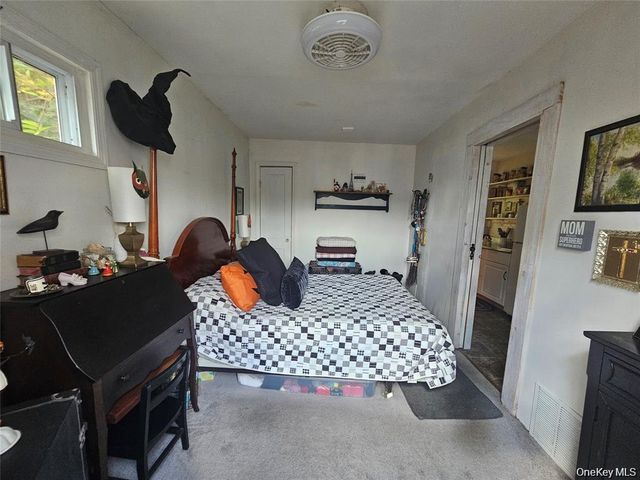 657 Jersey Avenue, Greenwood Lake, NY 10925