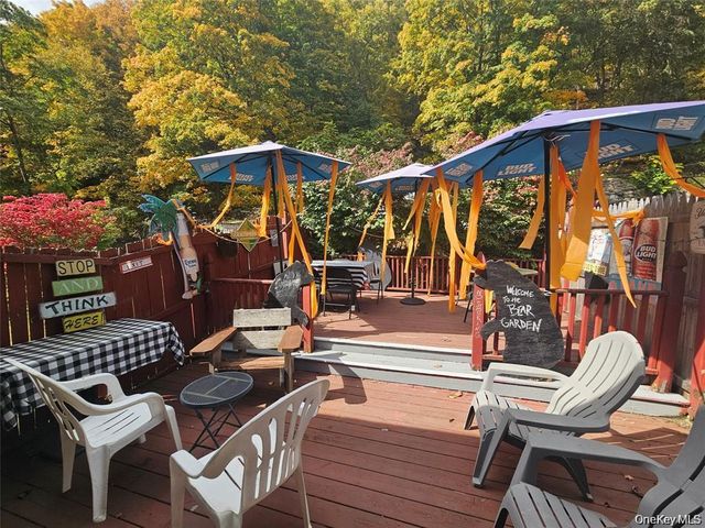 657 Jersey Avenue, Greenwood Lake, NY 10925