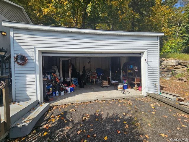 657 Jersey Avenue, Greenwood Lake, NY 10925