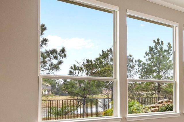 179 Lake View Loop, Fulshear, TX 77441