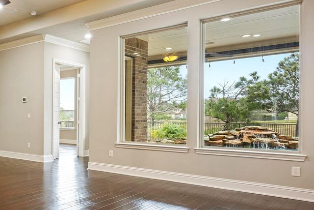 179 Lake View Loop, Fulshear, TX 77441