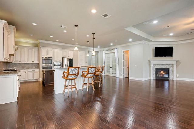 179 Lake View Loop, Fulshear, TX 77441