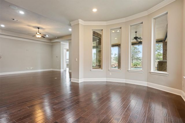 179 Lake View Loop, Fulshear, TX 77441