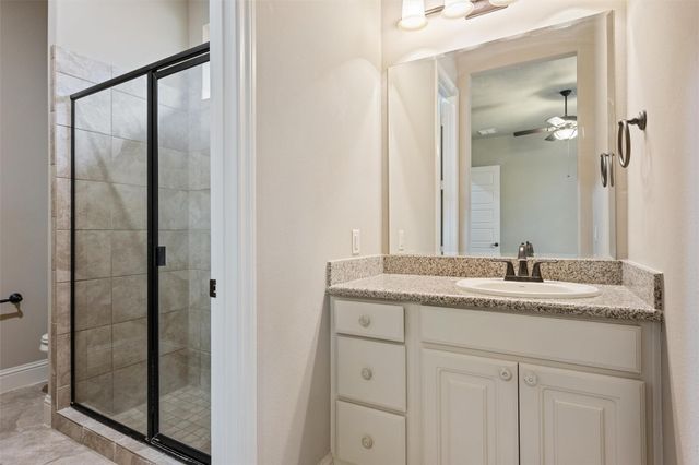 179 Lake View Loop, Fulshear, TX 77441