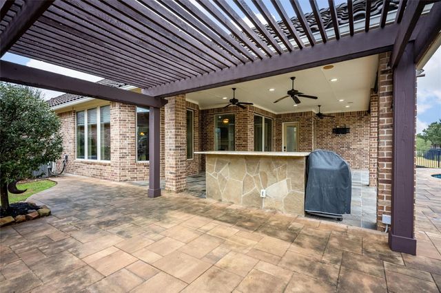 179 Lake View Loop, Fulshear, TX 77441