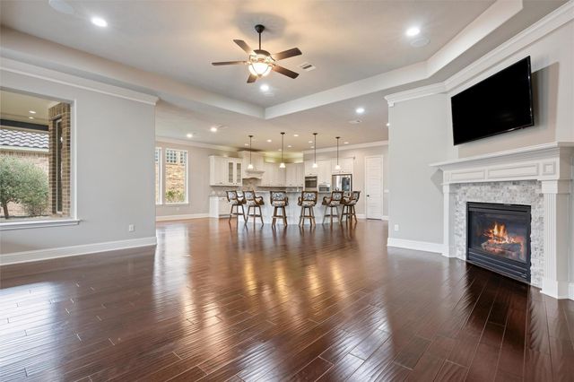 179 Lake View Loop, Fulshear, TX 77441