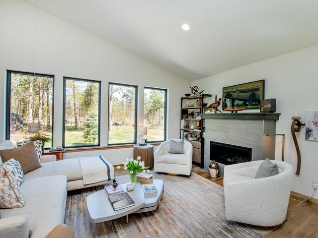 16260 5th Street S, Lakeland, MN 55043