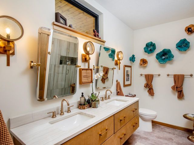 16260 5th Street S, Lakeland, MN 55043
