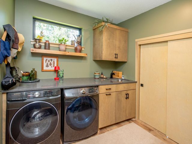 16260 5th Street S, Lakeland, MN 55043