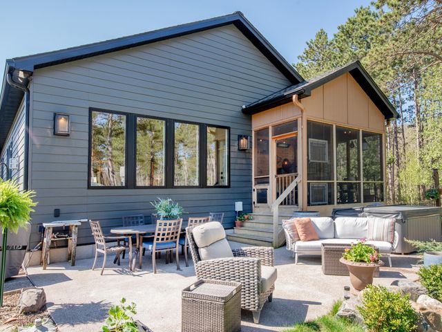 16260 5th Street S, Lakeland, MN 55043