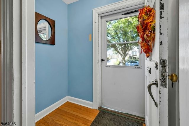 10 Overlook Ter, Bloomfield Twp., NJ 07003