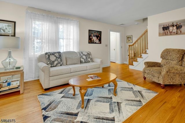 10 Overlook Ter, Bloomfield Twp., NJ 07003