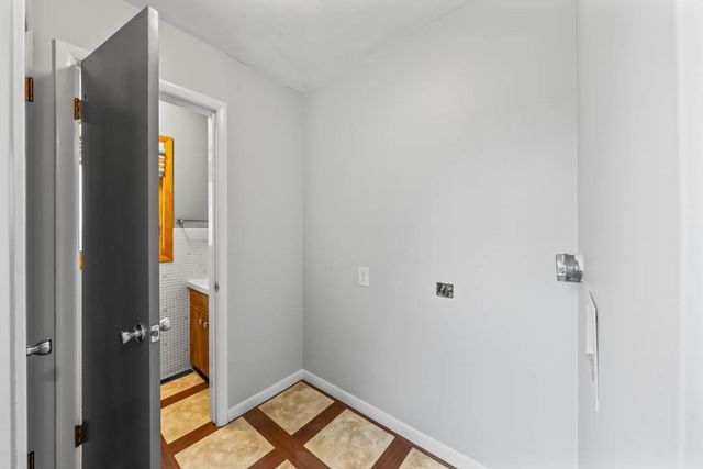 2109 + 2111 Marshalltown Boulevard, Marshalltown, IA 50158