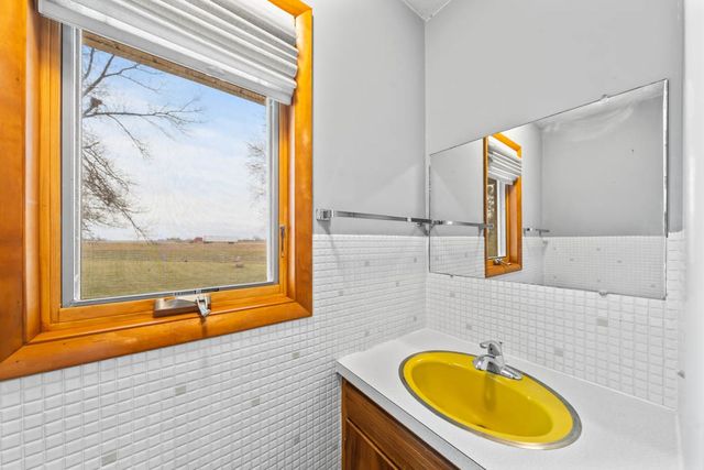 2109 + 2111 Marshalltown Boulevard, Marshalltown, IA 50158